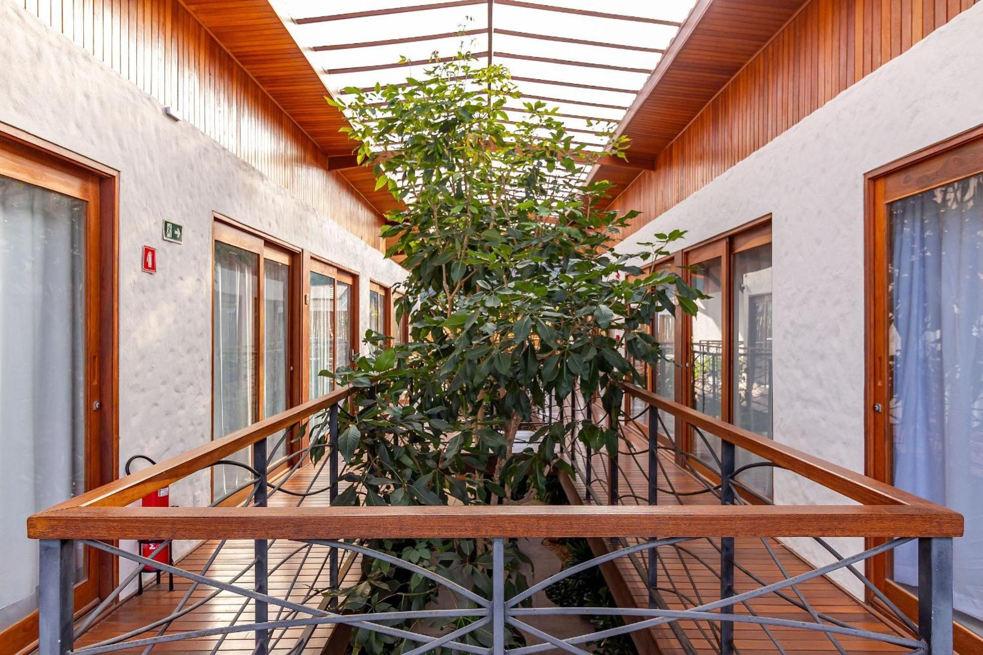 Villa Andorinha - Und 08 - Novo E Aconchegante No Centro De มูกูเจ ภายนอก รูปภาพ